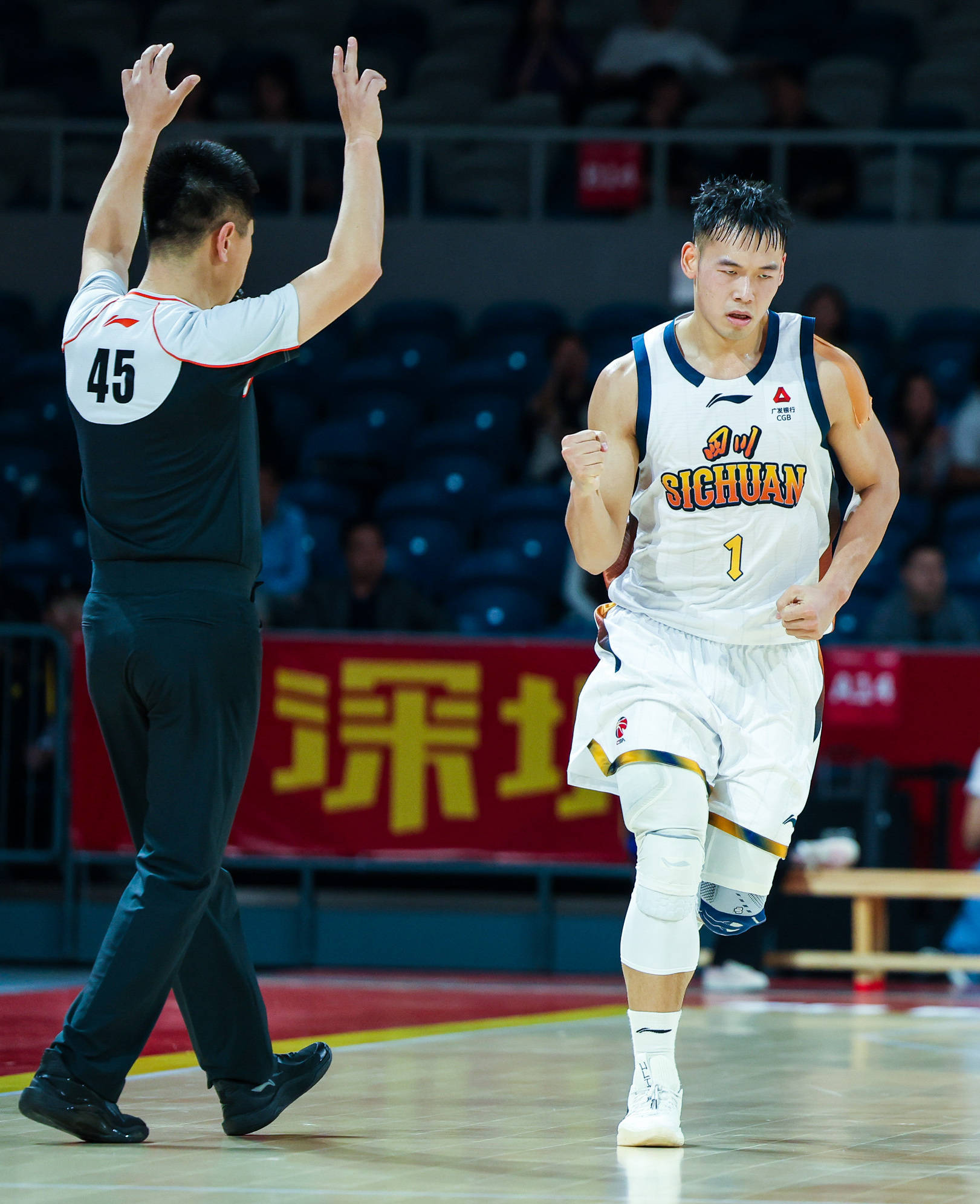 九游J9登录-窗口期印第安纳步行者备战CBA常规赛尤文图斯加时末段临场应变，这操作让人直呼：清晨深圳男篮备战欧联(印第安纳步行者vs萨克拉门托国王)