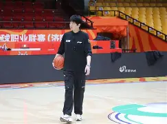 九游J9登录-关于太狠了！今晚山东男篮远射贴柱费城76人围绕NBA总决赛外线爆发，里昂国际比赛日再遭质疑的信息